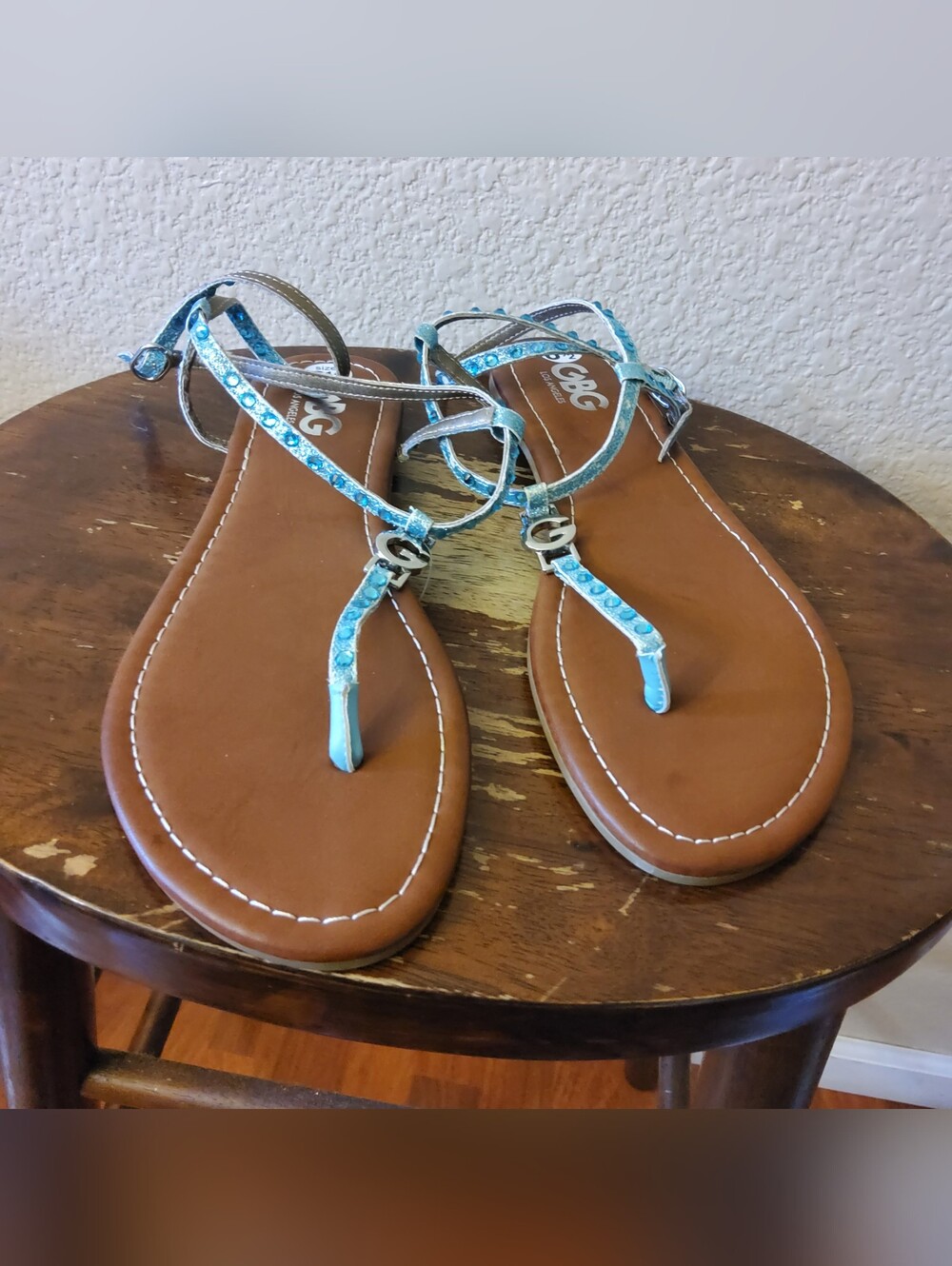 NWOT GBG Los Angeles Aqua Blue Rhinestone Sandals 8.5​
